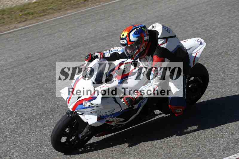 /01 02.04.2026 MAZ ADR/Gruppe rot/ohne